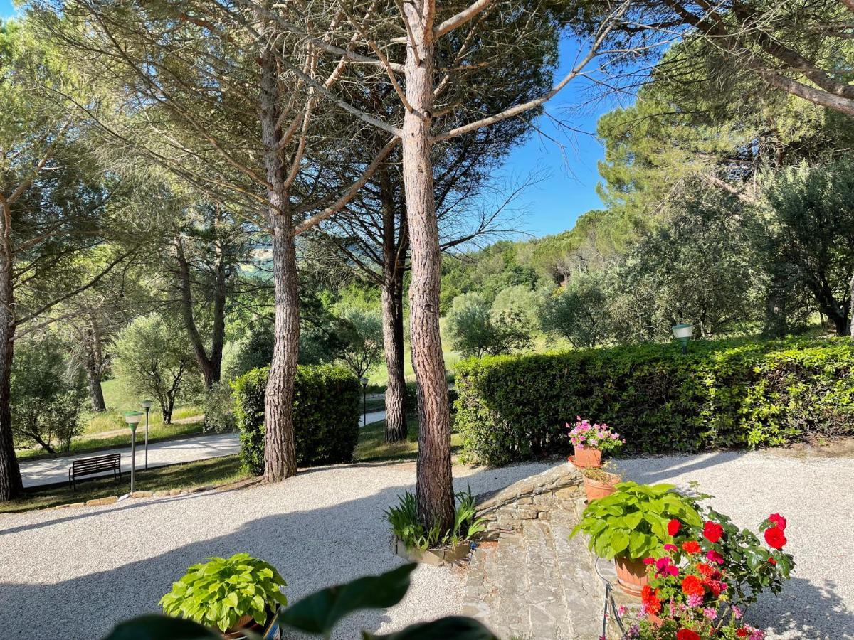 La Panoramica Gubbio - Maison De Charme - Casette E Appartamenti Self Catering Per Vacanze Meravigliose! Екстер'єр фото