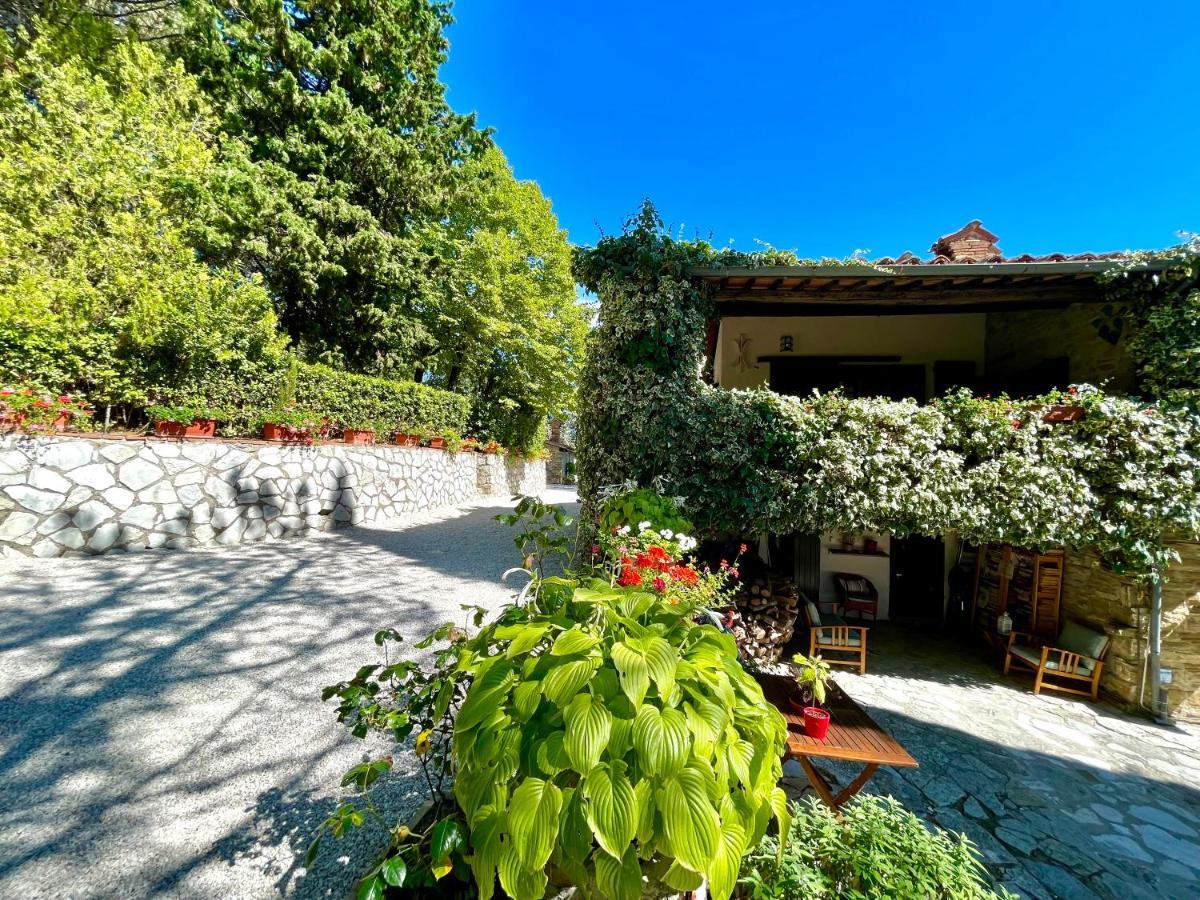 La Panoramica Gubbio - Maison De Charme - Casette E Appartamenti Self Catering Per Vacanze Meravigliose! Екстер'єр фото