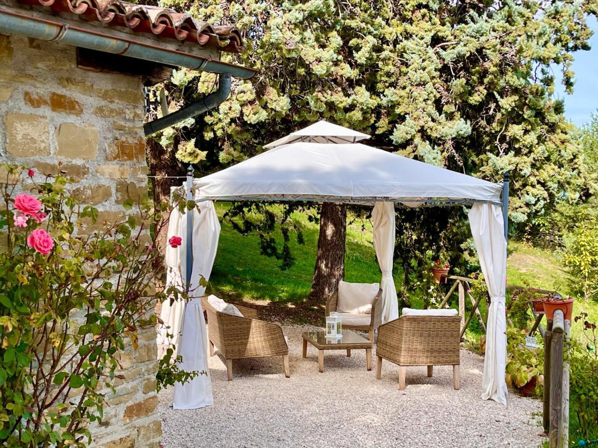 La Panoramica Gubbio - Maison De Charme - Casette E Appartamenti Self Catering Per Vacanze Meravigliose! Екстер'єр фото